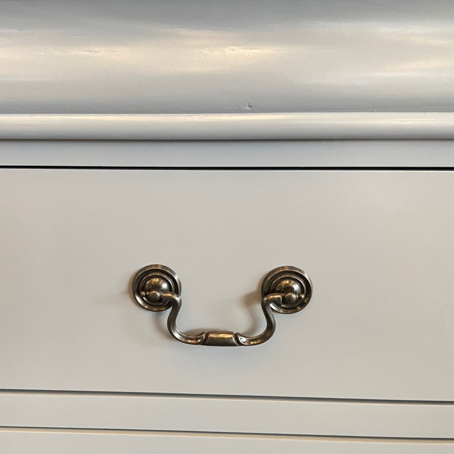 Tallboy with 5 Storage Drawers in Solid Wooden Metal Handles White Colour