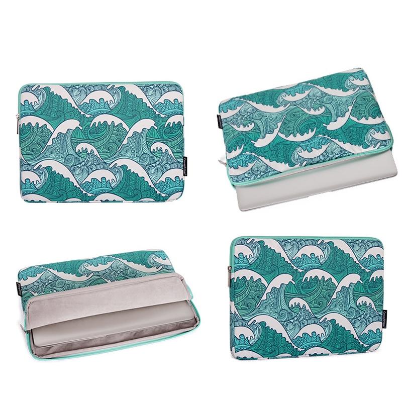 Green Wave 15 Laptop Sleeve in Pu Leather Print
