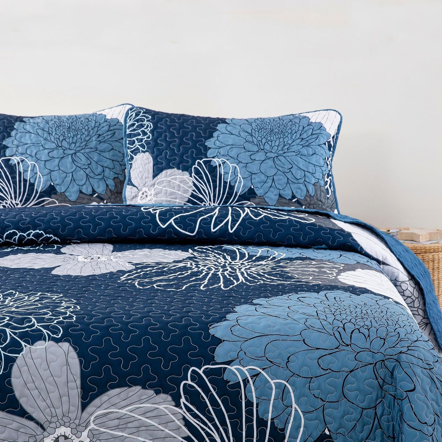 Frosted Magnolia Chic blue 3 Pc Bedspread & Pillow Cover KING Set