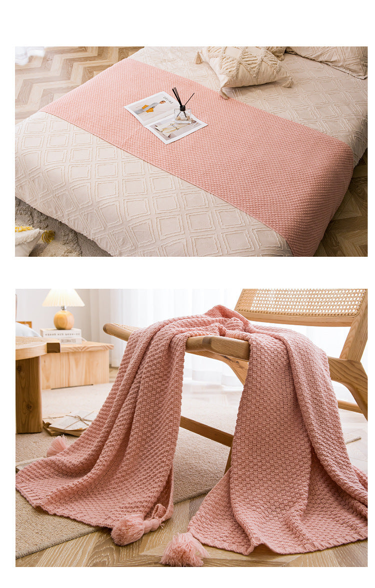 Pink 110cm x 150cm Soft Tassel Throw Blanket for Sofa or Bed, Cozy Casual Blanket for Office Nap, Minimalist Bed End Cover