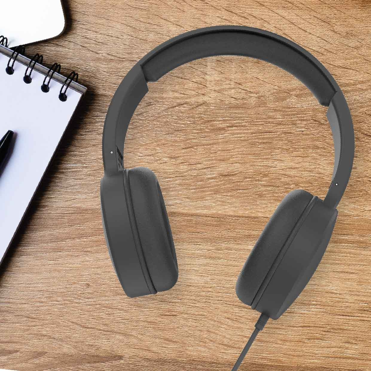 Laser Wired Headphones with 40mm Drivers Black