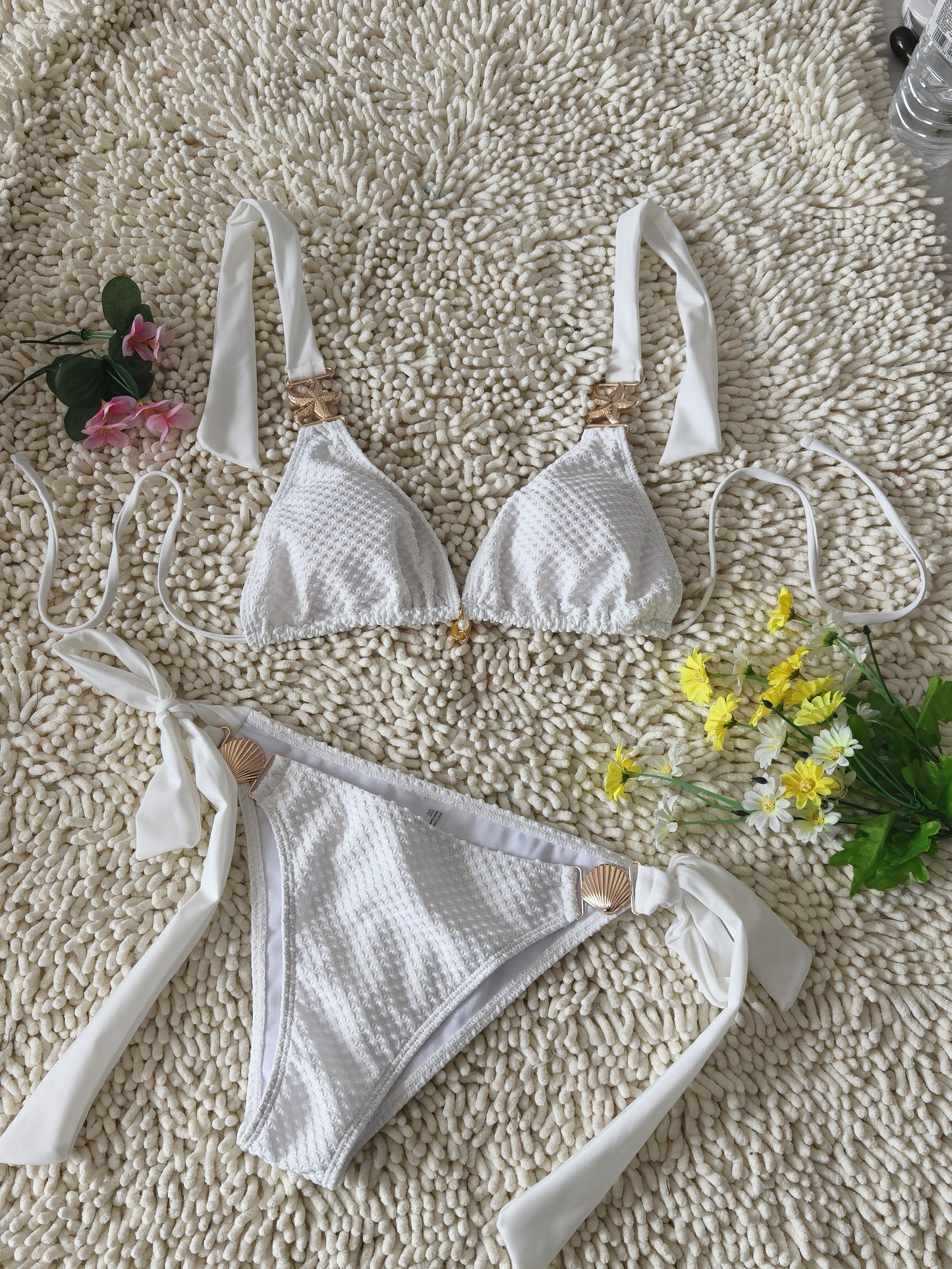 Three-Dimensional Pattern Fabric Bikini White Simple Metal Chain Swimsuit Sexy Deep V Tie Swimwear Size L