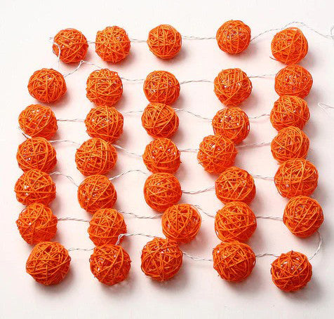 1 Set of Orange 5cm Rattan Cane 50 Ball Battery Powered LONG 5m String Lights Christmas Gift Home Wedding Party Bedroom Decoration Table Centrepiece
