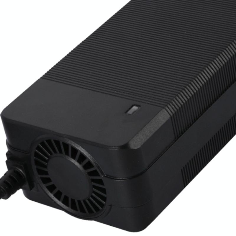 Electric Scooter Charger for 36v Lithium Battery - 42v 4a Fan Type