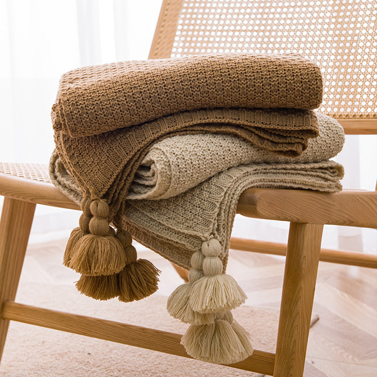 Brown 110cm x 150cm Soft Tassel Throw Blanket for Sofa or Bed, Cozy  Casual Blanket for Office Nap, Minimalist Bed End Cover