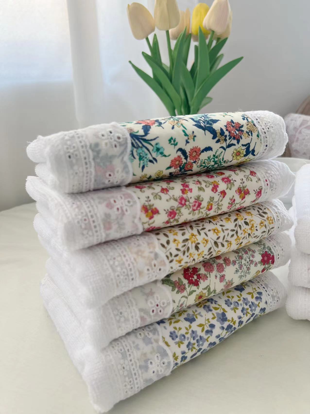 2 PCS Red Small Flower 100% Cotton Solid Color Thickened Adult Face Towel with Floral Soft Texture - 35 x 75cm