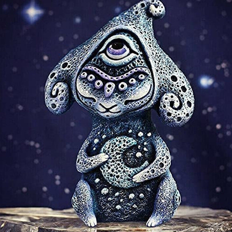 3PCS Three Eyes Fantasy Three-Eyed Alien Figurine Set - 3 Piece Resin Sculptures for Home & Garden Decor